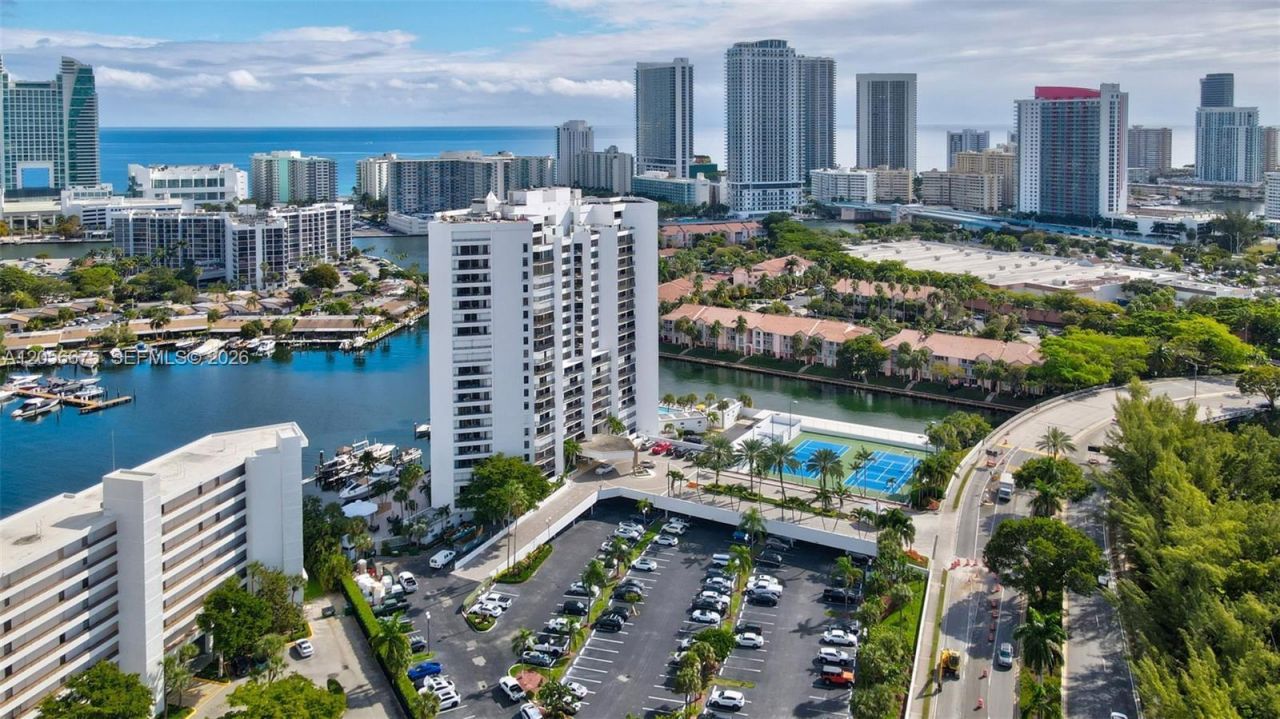300 Three Islands Blvd , Unit PH3A, Hallandale Beach, FL 33009 Photo