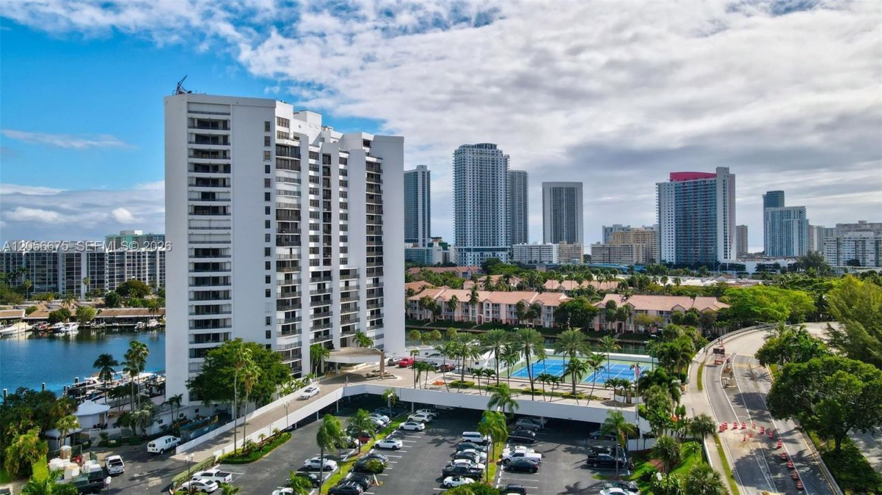 300 Three Islands Blvd , Unit PH3A, Hallandale Beach, FL 33009 Photo
