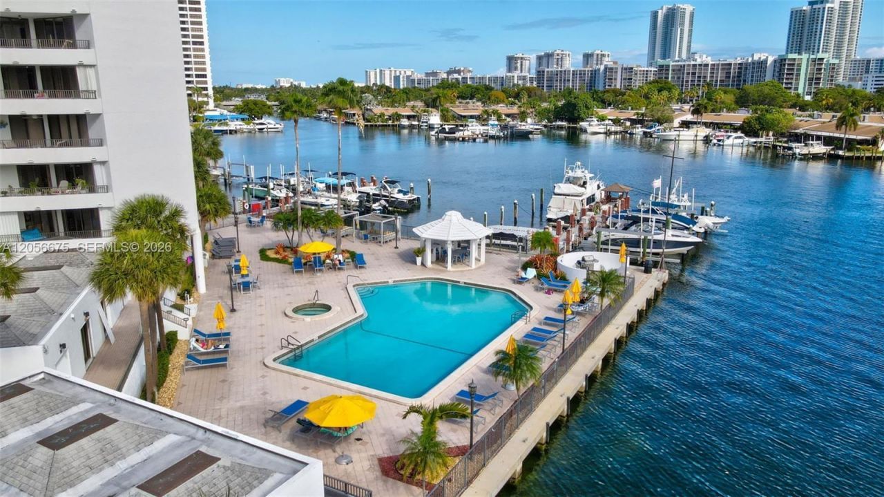 300 Three Islands Blvd , Unit PH3A, Hallandale Beach, FL 33009 Photo