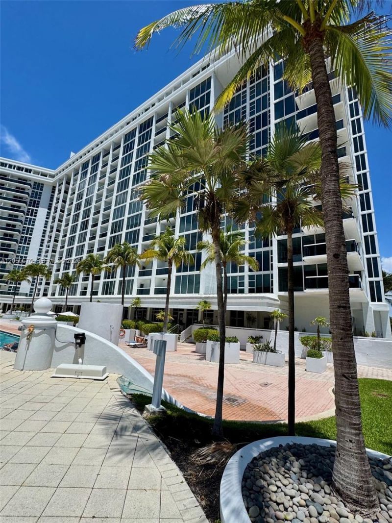 10275 Collins Ave , Unit 316, Bal Harbour, FL 33154 Photo