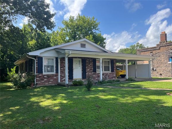 213 North Main Street, Arcadia, MO 63621