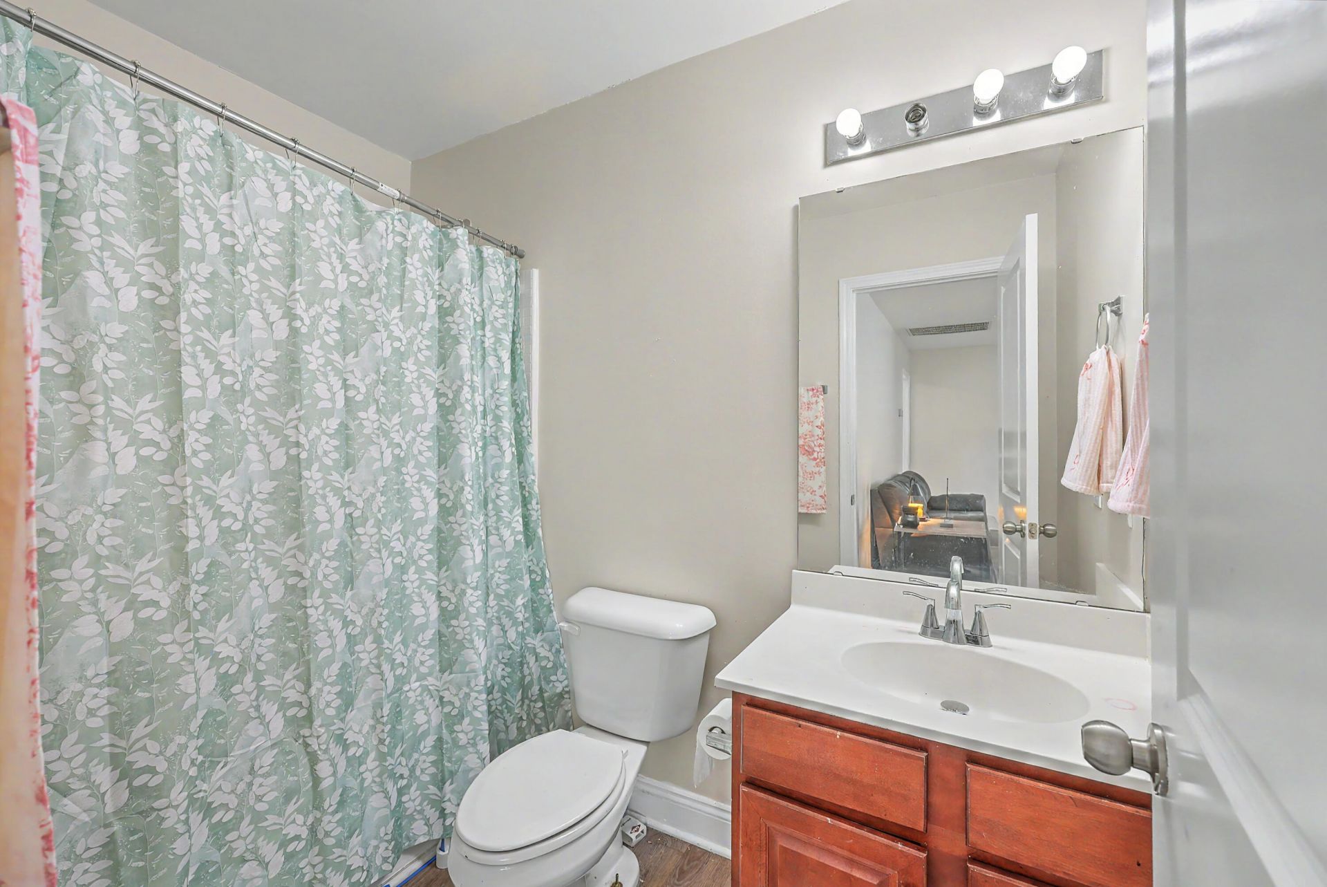 4804 Hawkins Drive Photo 30