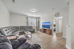4804 Hawkins Drive photo 4