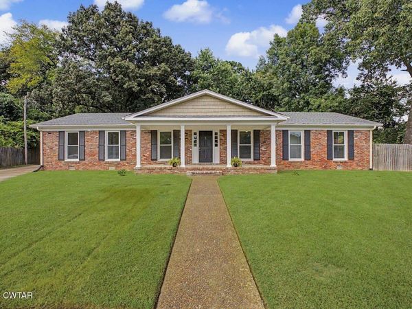 148 Sunvalley Drive, Jackson, TN 38305