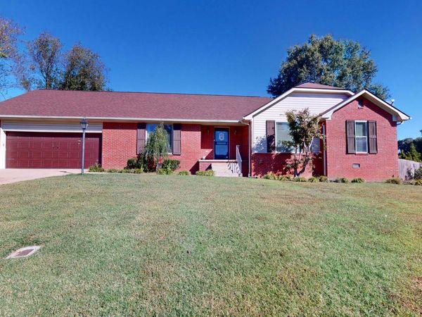 2294 Fairfield Drive , Dyersburg, TN 38024
