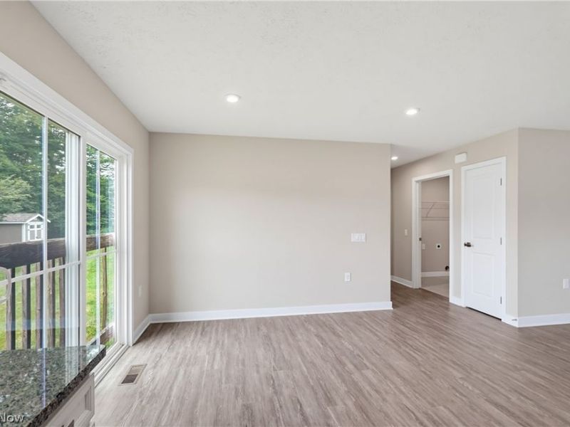 1270 Hidden Lake Boulevard, Akron, OH 44312 Photo 15
