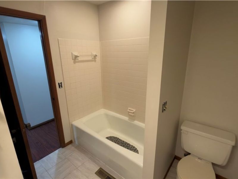 19224 Idlewood Trail, Strongsville, OH 44149 Photo 26