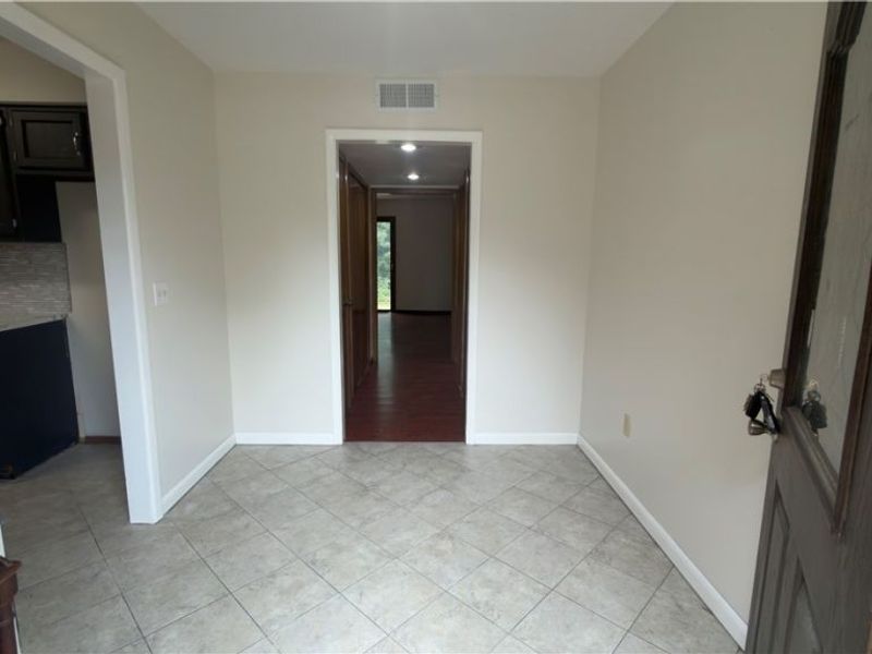 19224 Idlewood Trail, Strongsville, OH 44149 Photo 7
