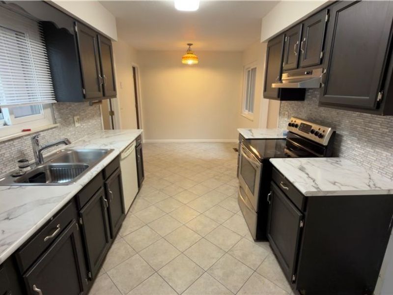 19224 Idlewood Trail, Strongsville, OH 44149 Photo 9