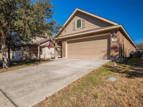 5932 Abby Ann LN , Austin, TX 78747