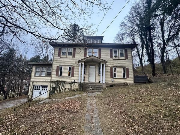 2019 Fulton Street, Bluefield, WV 24701