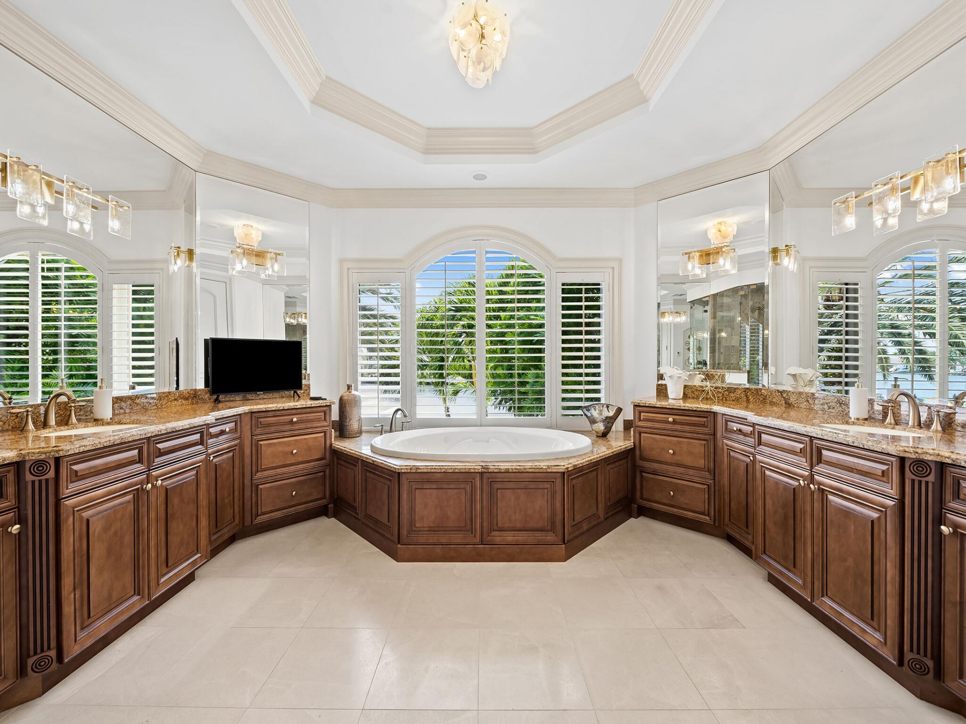 639 Middle River Drive, Fort Lauderdale, FL 33304 Photo
