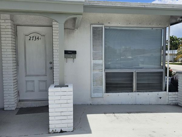 2734 NE 32nd Street, Unit 1, Fort Lauderdale, FL 33306