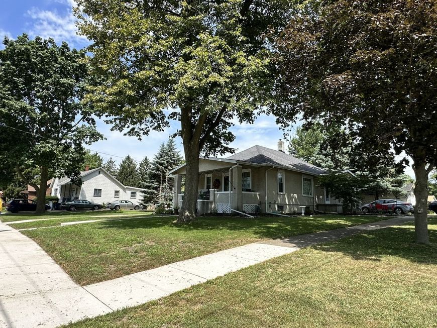Main Photo