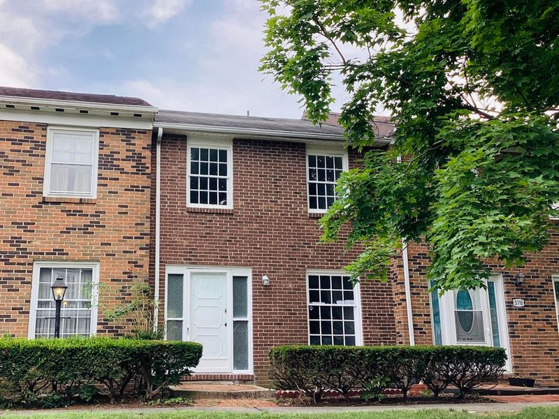 580 Pamlico Street, Unit W5, Columbus, OH 43228 Photo 1