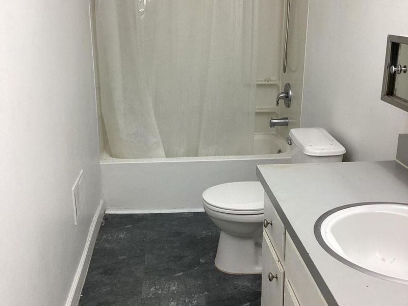 580 Pamlico Street, Unit W5, Columbus, OH 43228 Photo 26