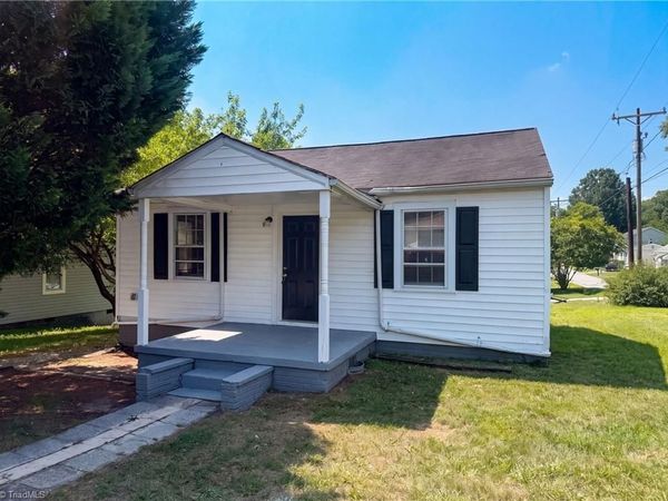 920 Elm Street , Burlington, NC 27217