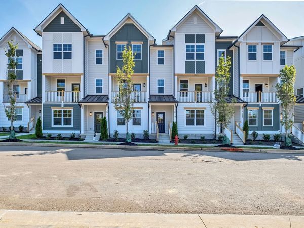 2019 Maple View Ln, Nashville, TN 37207