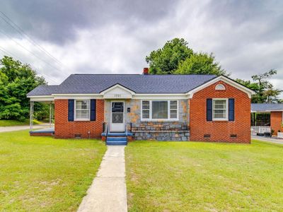 1701 B Avenue , West Columbia, SC 29169