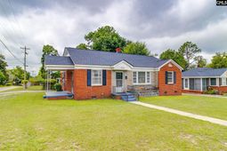 1701 B Avenue  photo 4