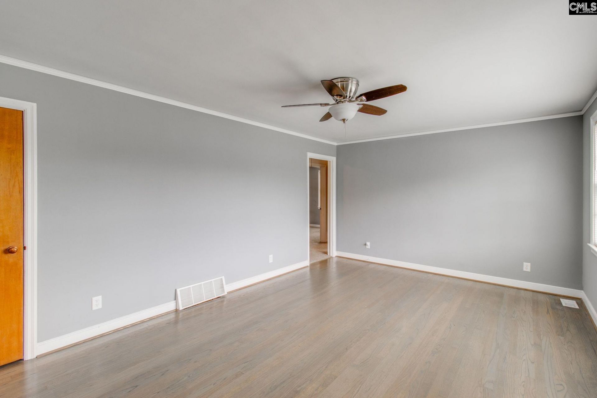 1701 B Avenue  Photo 4