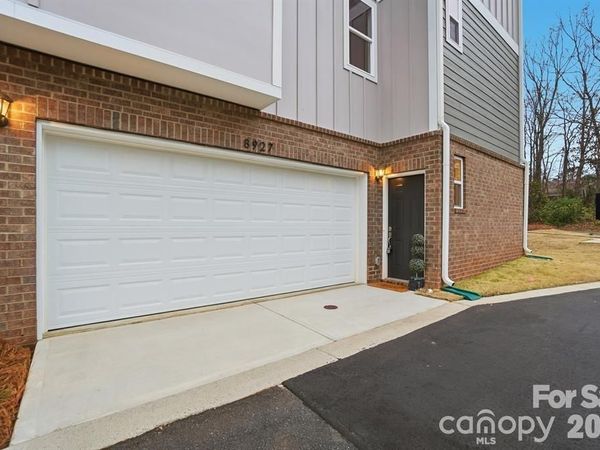 8927 Sharonbrook Drive , Charlotte, NC 28210