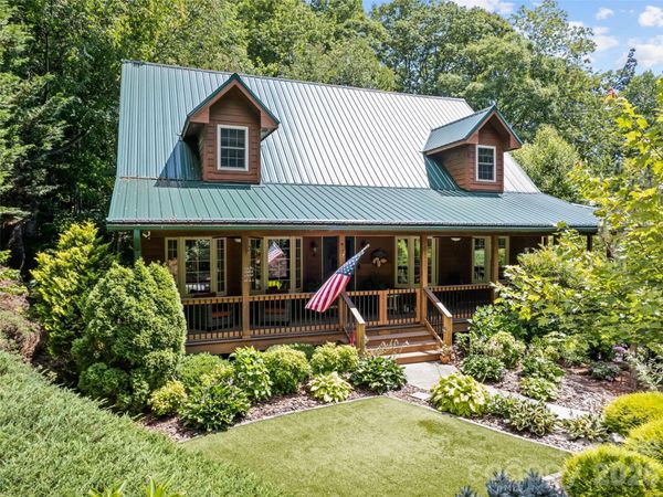612 Brannon Forest Drive, Waynesville, NC 28785