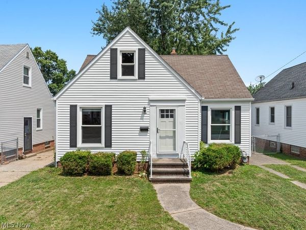 5702 Theota Avenue , Parma, OH 44129