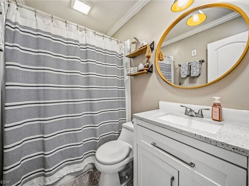 316 E 327th Street, Willowick, OH 44095 Photo 13