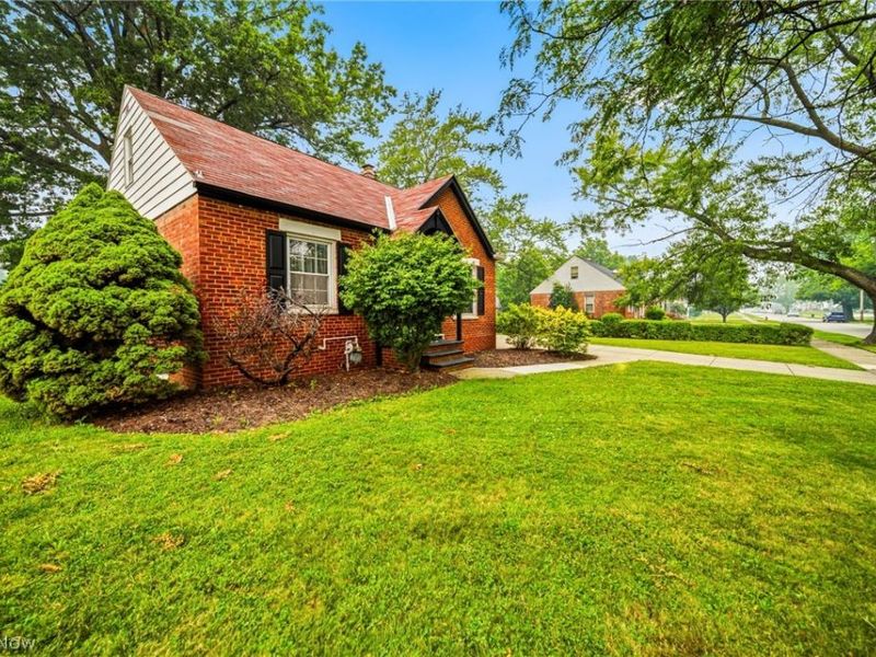 316 E 327th Street, Willowick, OH 44095 Photo 23