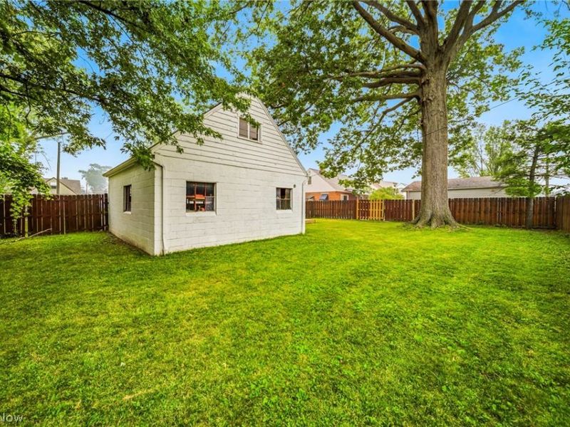 316 E 327th Street, Willowick, OH 44095 Photo 30