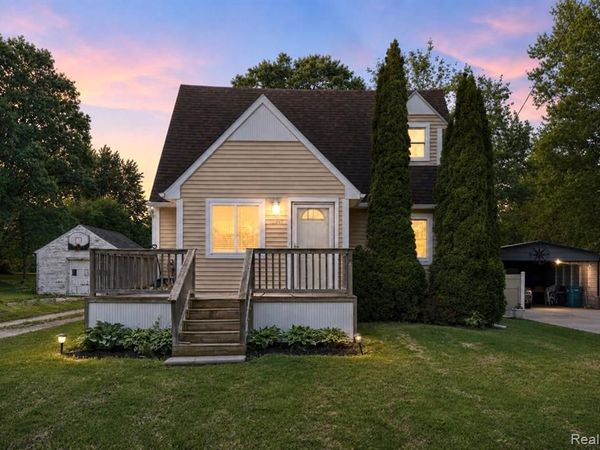 12463 W Lennon Road, Clayton Twp, MI 48449