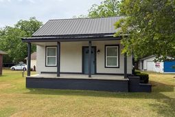 312 S Parler Avenue photo 4