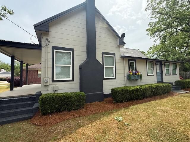 312 S Parler Avenue Photo 5