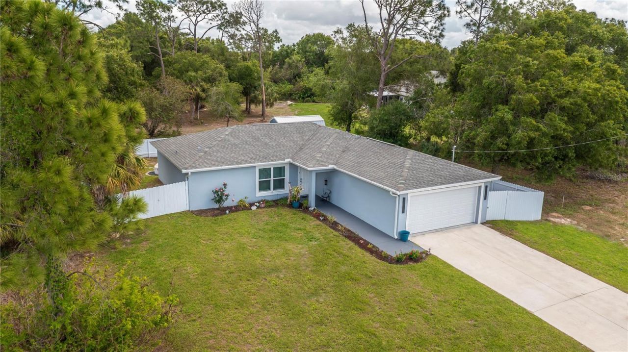 7081 Brazil Circle , Labelle, FL 33935 Photo