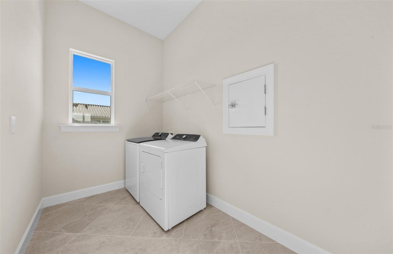 7621 Fulham Avenue , Bradenton, FL 34210 Photo