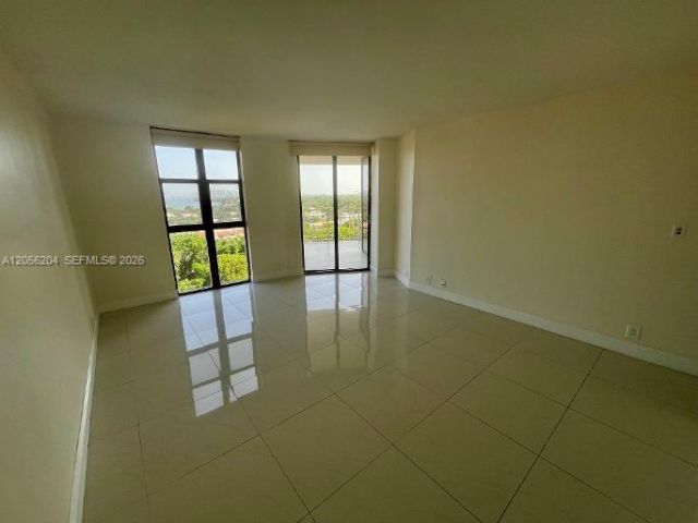 1000 Quayside Ter, Unit 1104, Miami, FL 33138 Photo