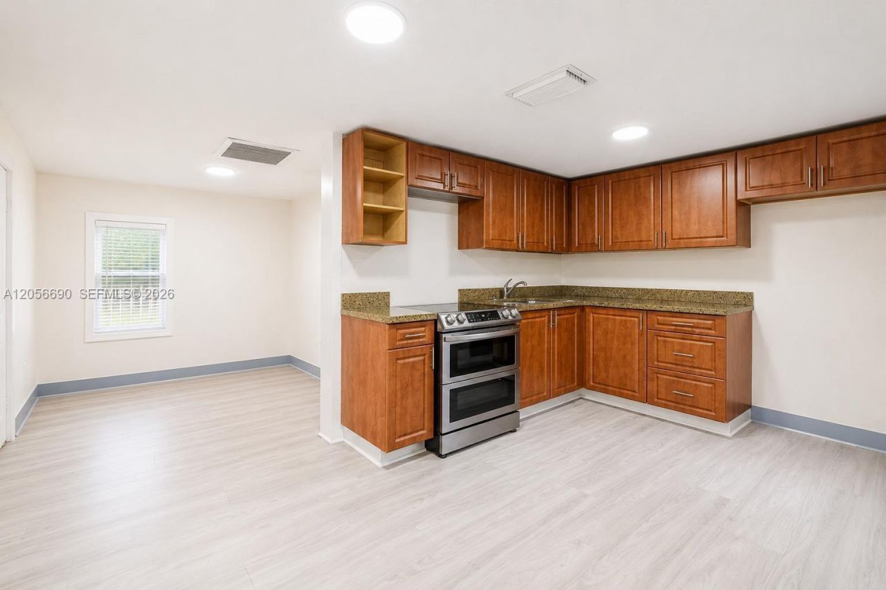 1296 NW 72nd St , Miami, FL 33147 Photo