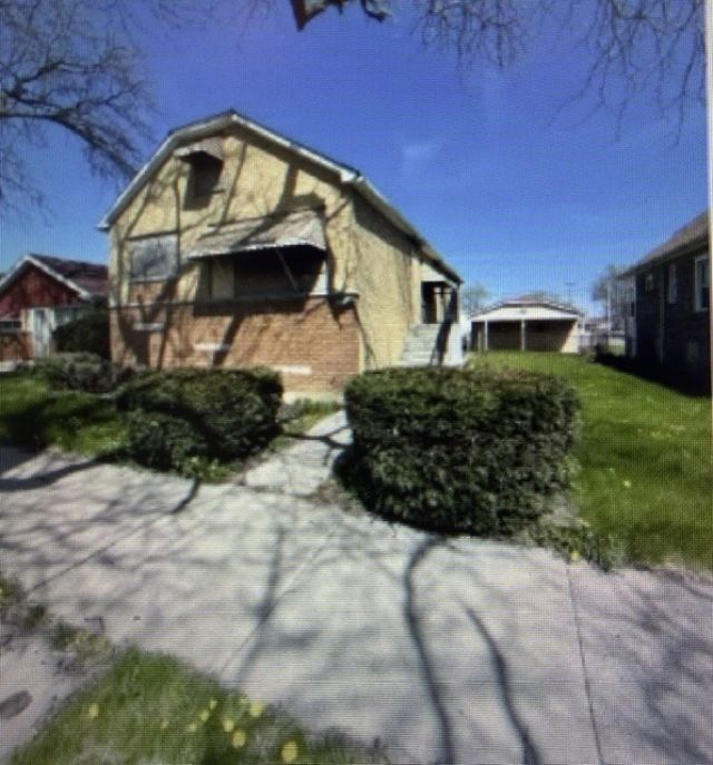 12627 S Marshfield Avenue, Calumet Park, IL 60827 Main Photo
