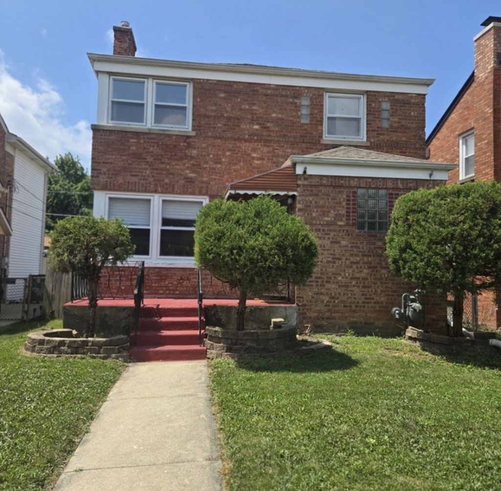 2106 S 22nd Avenue, Broadview, IL 60155