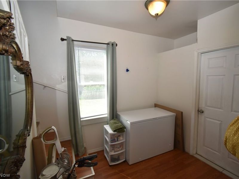 4126 Poe Avenue, Cleveland, OH 44109 Photo 13