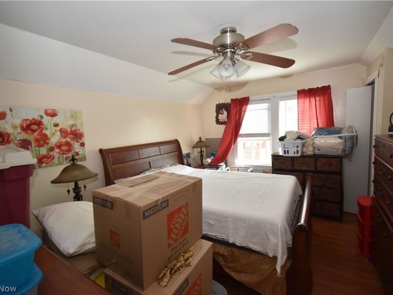 4126 Poe Avenue, Cleveland, OH 44109 Photo 22