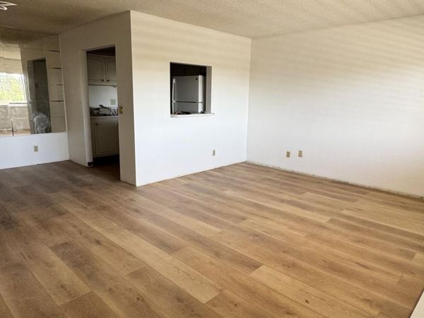 100 VILLAGE GREEN Circle E, Unit 314, Palm Springs, FL 33461