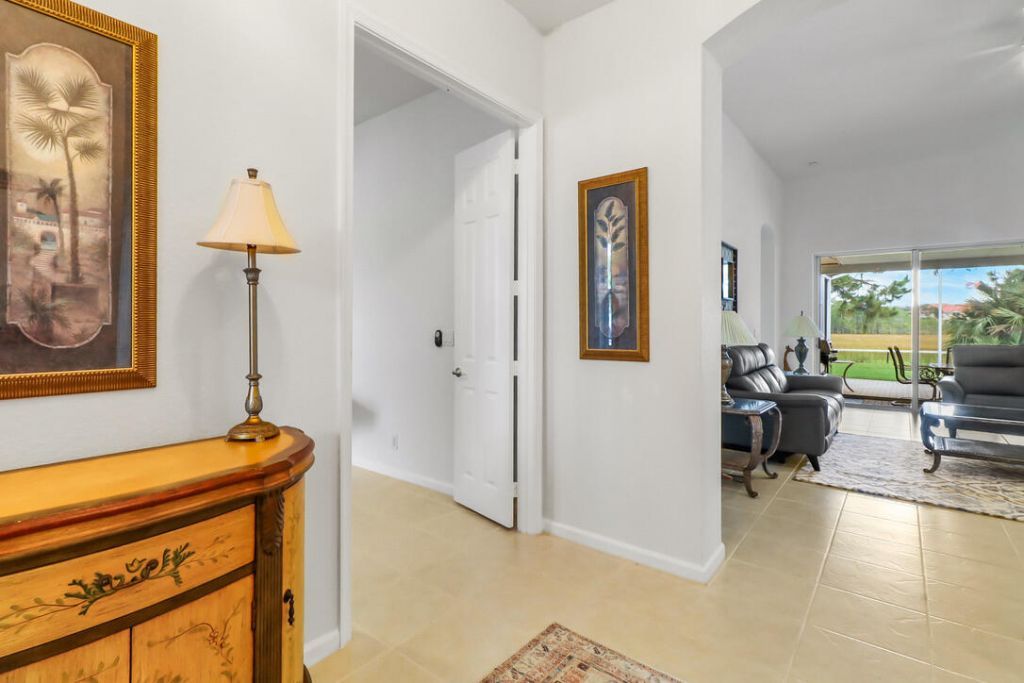 9110 Bay Harbour Circle, West Palm Beach, FL 33411 Photo