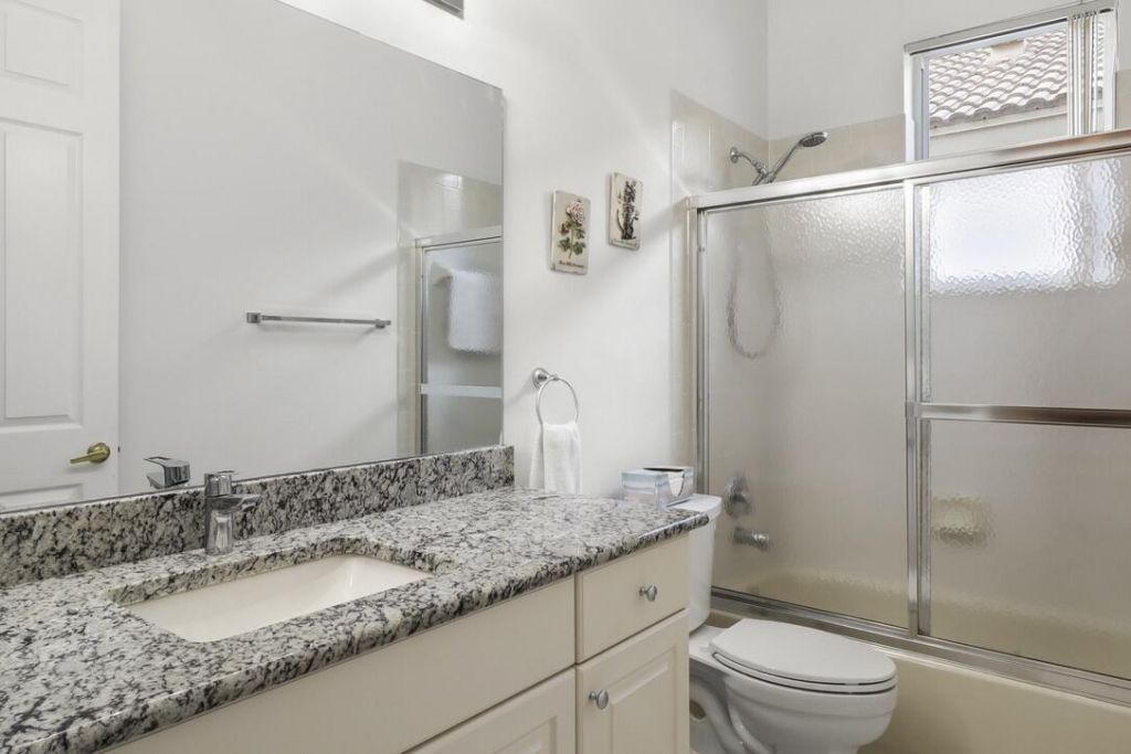 9110 Bay Harbour Circle, West Palm Beach, FL 33411 Photo