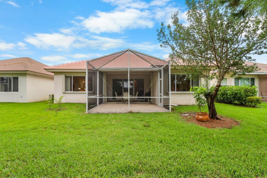 9110 Bay Harbour Circle, West Palm Beach, FL 33411 Photo