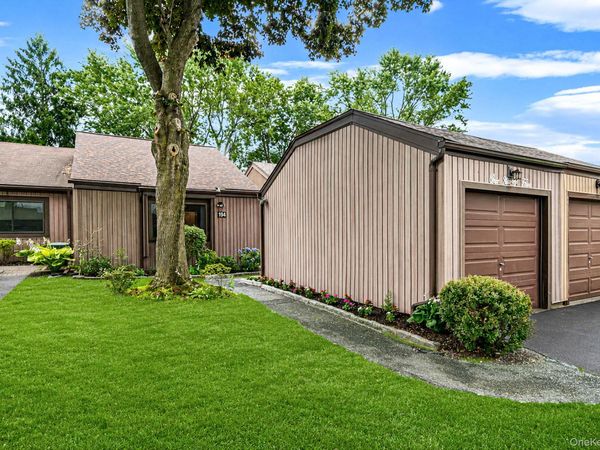 194 Strathmore Gate Drive , Stony Brook, NY 11790