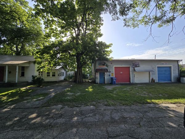 321 C Street SE, Miami, OK 74354