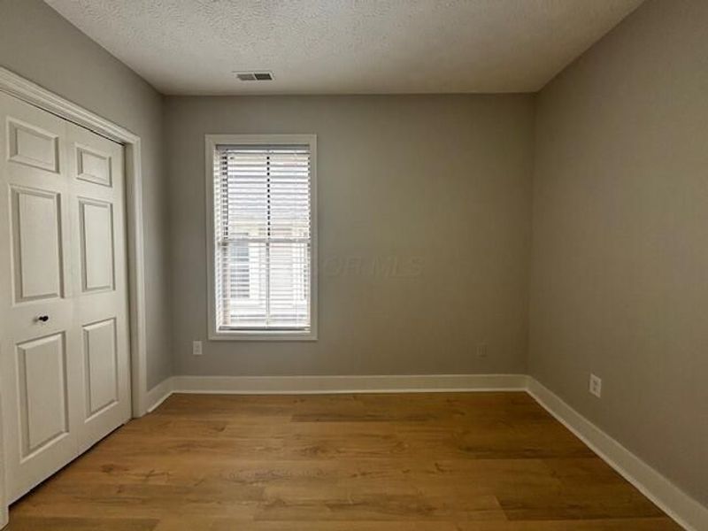 33 S Cypress Avenue , Columbus, OH 43222 Photo 11
