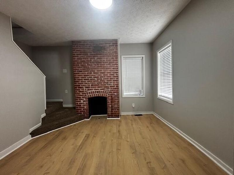 33 S Cypress Avenue , Columbus, OH 43222 Photo 3